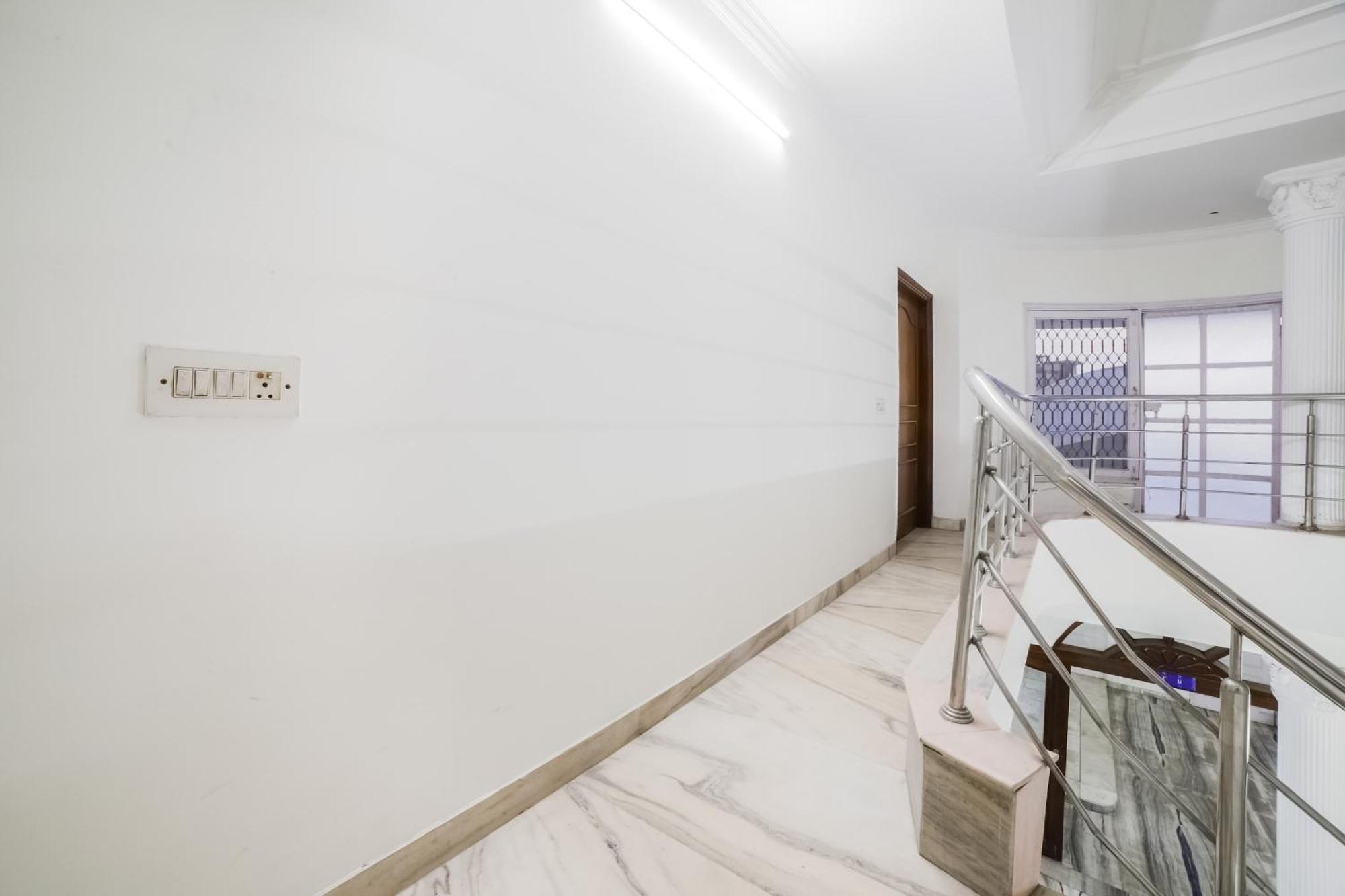 Hotel O Green Villa New Delhi Luaran gambar